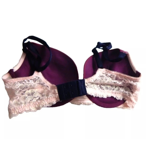 Victoria's Secret Dream Angels Padded Push Up Bra - Picture 2 of 4